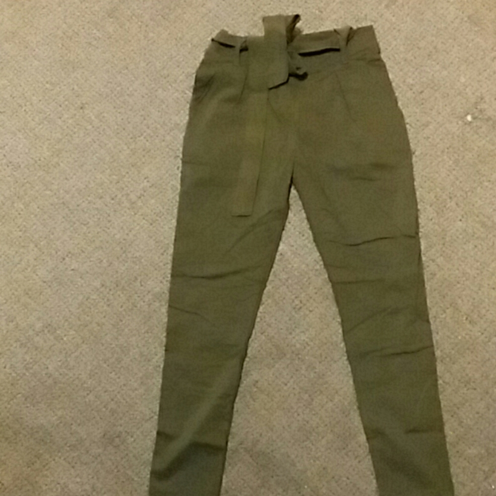 Pantalón de moda, de vestir verde militar